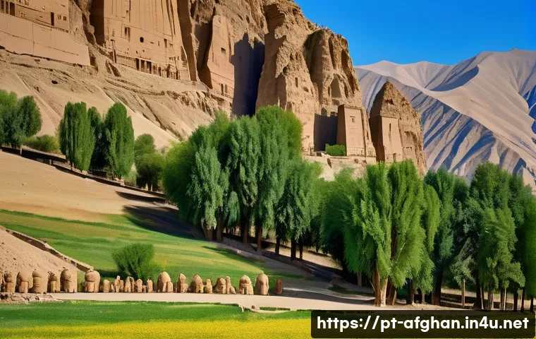 바미얀 석불의 역사 - A majestic view of the Bamiyan Valley featuring the colossal Buddha statues carved into sandstone cl...
